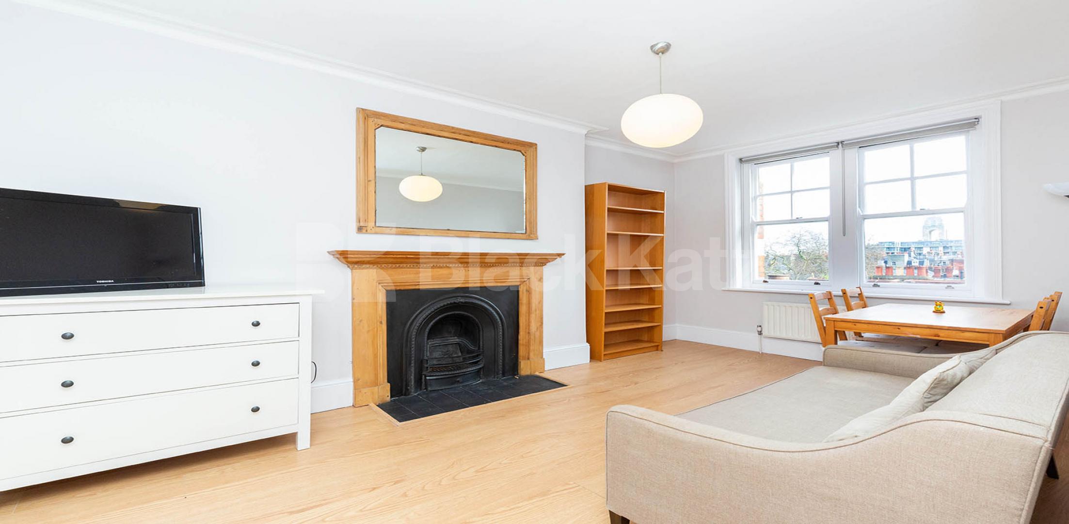 Super recently refurbished 3 bed 2 bath minutes to Baker Street Tube.   Melcombe Court, Dorset Square, Baker Street